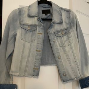 Banana Republic jean jacket with frayed bottom XS